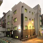 Hostel Kw Sinsa
