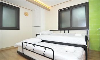 Hostel Kw Sinsa Seoul